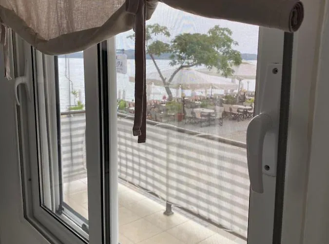 דירה Seafront Néa Péramos